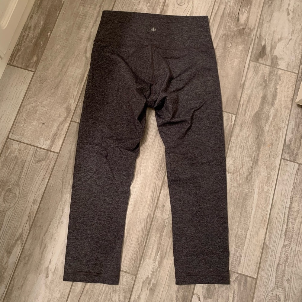 lululemon crop leggings 8